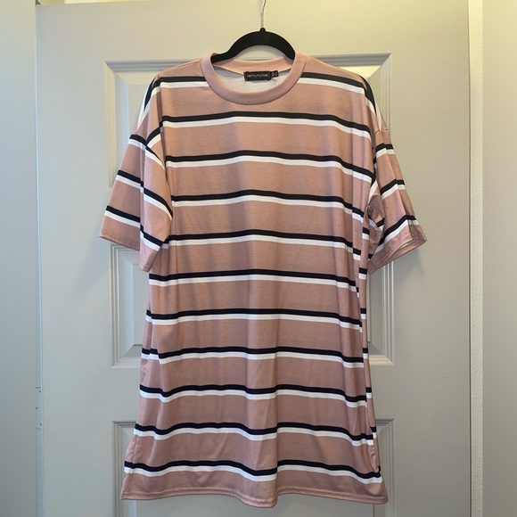 Tan Black and White Striped T Shirt Dress Oversized - Picture 1 of 1